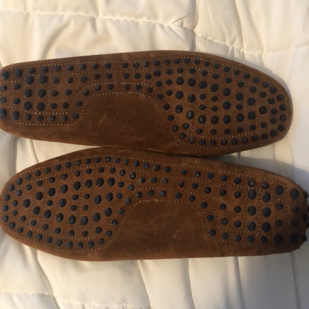 Shoe - Picture 2 of 4